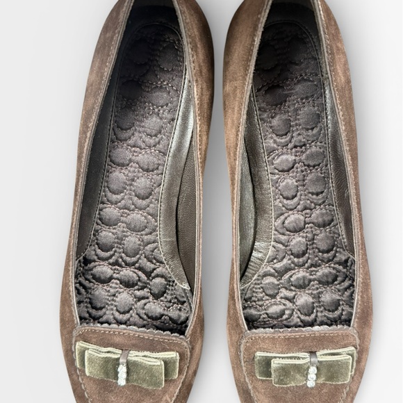 Coach Lydia Brown Suede Loafers with Velvet Bow womens size 8.5 - Picture 6 of 7